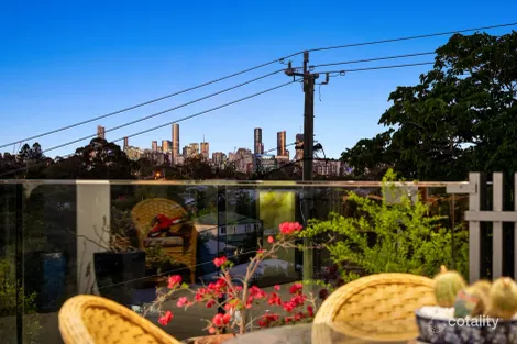2/1 Goldsbrough Rd, Taringa, QLD 4068