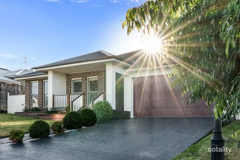 Property photo of 14 Parker Crescent Berry NSW 2535