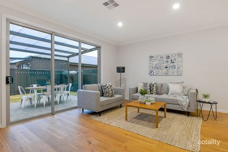 Property photo of 7 Buckley Crescent Fairview Park SA 5126