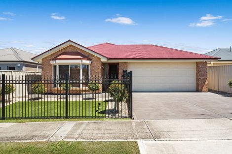 14 Woodhall Rd, Osborne, SA 5017
