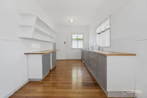 Property photo of 22 Gomer Street Booval QLD 4304