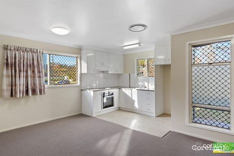 Property photo of 33 Tingalpa Street Wynnum West QLD 4178