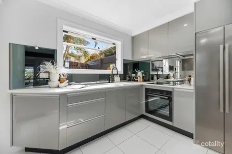 Property photo of 8/21 Chatswood Road Daisy Hill QLD 4127