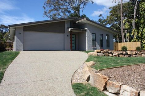96 Carinyan Dr, Birkdale, QLD 4159
