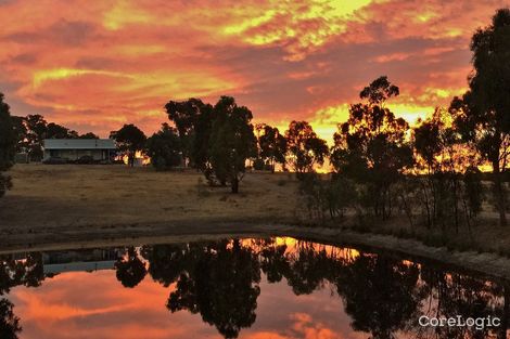 Property photo of 42 Sailors Gully Court Heathcote VIC 3523