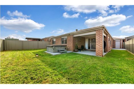 Property photo of 41 Cortula Road Cranbourne East VIC 3977