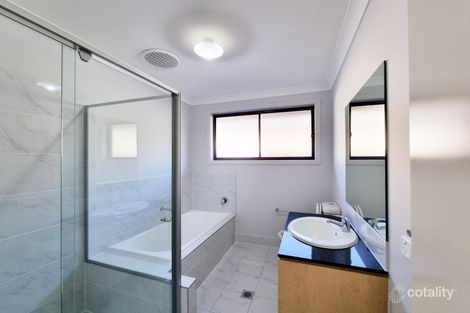 Property photo of 5 Jigsaw Street Leppington NSW 2179