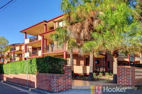 Property photo of 3/2-4 Cairns Street Riverwood NSW 2210