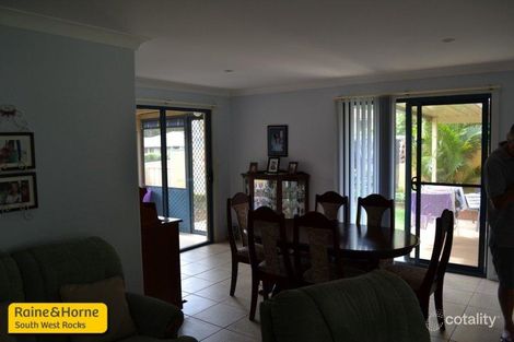 Property photo of 22 Yulgilbar Place South West Rocks NSW 2431