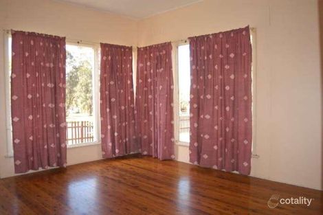 Property photo of 2 Norah Avenue Charmhaven NSW 2263