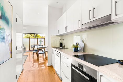 Property photo of 102/10 Yertchuk Avenue Ashwood VIC 3147