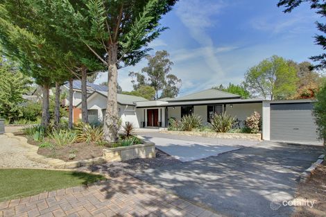 Property photo of 72 Jacaranda Drive Jerrabomberra NSW 2619