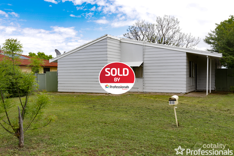 Property photo of 33 Kenny Drive West Tamworth NSW 2340