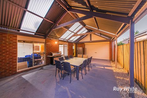 Property photo of 8 Broadleaf Way Cranbourne VIC 3977