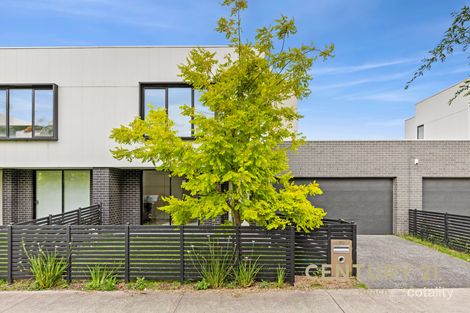 Property photo of 70 Quarter Circuit Springvale VIC 3171