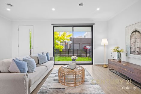 Property photo of 70 Quarter Circuit Springvale VIC 3171