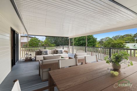 Property photo of 38 Skinner Crescent Silkstone QLD 4304