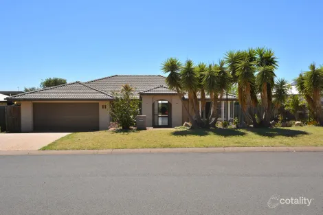 11 Saba Ct, Middle Ridge, QLD 4350