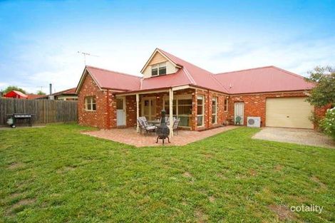 Property photo of 4 Loxford Court Narre Warren South VIC 3805