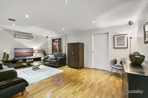 Property photo of 8 Ellenvale Drive Narre Warren VIC 3805