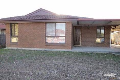 Property photo of 10 Gumdale Avenue St Johns Park NSW 2176