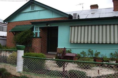 16 Lynch St, Young, NSW 2594