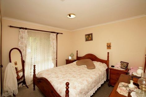 Property photo of 6 Ontario Drive Lake Albert NSW 2650