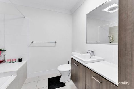 Property photo of 17/23-25 Blackwell Street Hillcrest QLD 4118