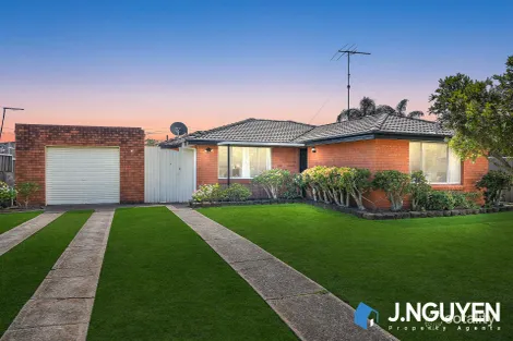 Property photo of 9 Tarana Crescent Dharruk NSW 2770