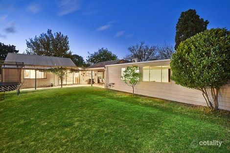 10 Chislehurst Rd, Hampton, VIC 3188