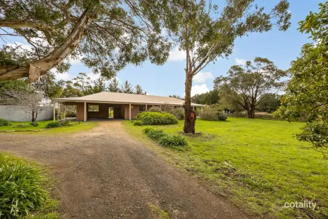 178 Peters Rd, Gisborne, VIC 3437
