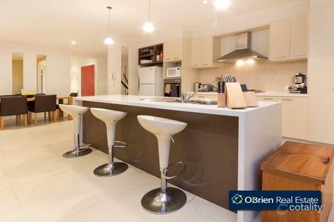 Property photo of 92 Grices Road Berwick VIC 3806