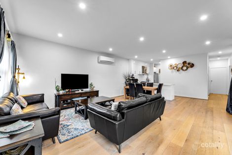 Property photo of 1/116 Mahoneys Road Forest Hill VIC 3131