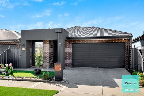 Property photo of 19 Eshal Crescent Wyndham Vale VIC 3024
