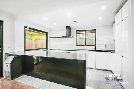 Property photo of 4 Bennett Grove Bidwill NSW 2770