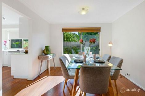 Property photo of 17 The Glade Aberfoyle Park SA 5159