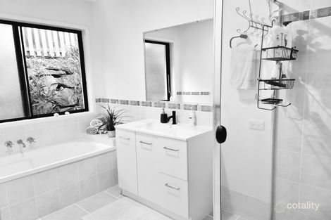 Property photo of 9 McRae Circuit Pacific Pines QLD 4211