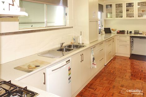 Property photo of 2 Malumba Crescent Kooringal NSW 2650