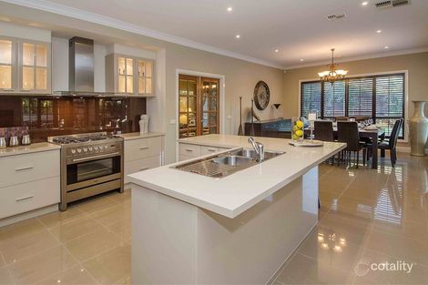 Property photo of 10 Glenview Place Lysterfield VIC 3156