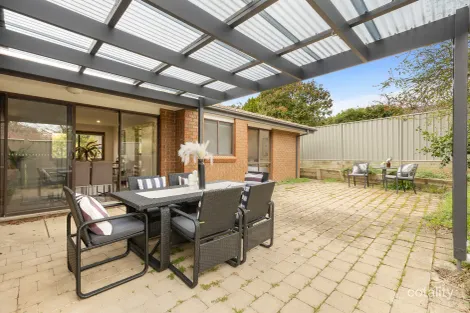 Property photo of 4 Schoales Place Stirling ACT 2611