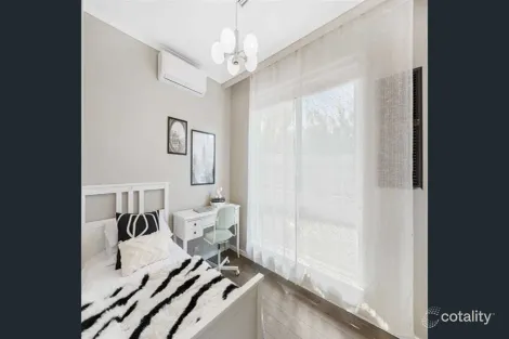 Property photo of 3/289 McKinnon Road McKinnon VIC 3204