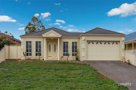 36 Warren St, Kyneton, VIC 3444