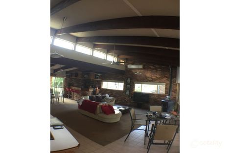 Property photo of 40 Myamba Parade Surfside NSW 2536