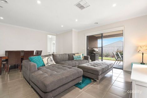 Property photo of 30 Bluejay Road Doreen VIC 3754