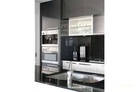 Property photo of 5201/7 Riverside Quay Southbank VIC 3006