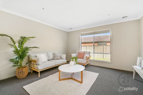 Property photo of 51 Harrison Way Pakenham VIC 3810