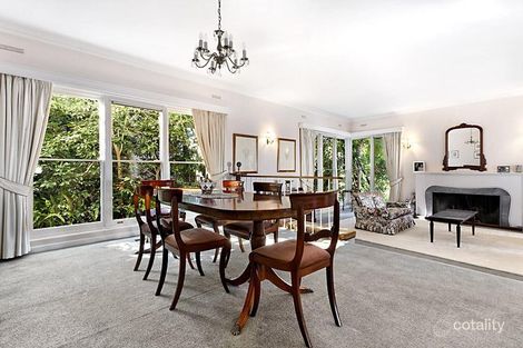 Property photo of 57 Streeton Crescent Ivanhoe East VIC 3079