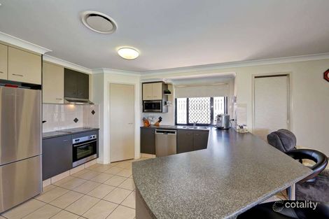 Property photo of 5 Belmonte Drive Coral Cove QLD 4670