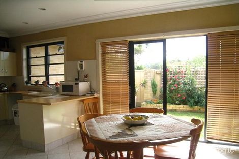 Property photo of 10 Eino Place Eleebana NSW 2282