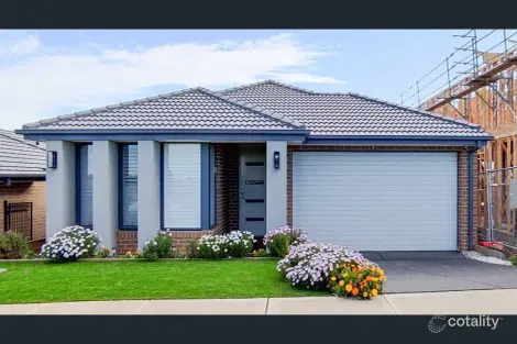 38 Carpathian Dr, Clyde North, VIC 3978